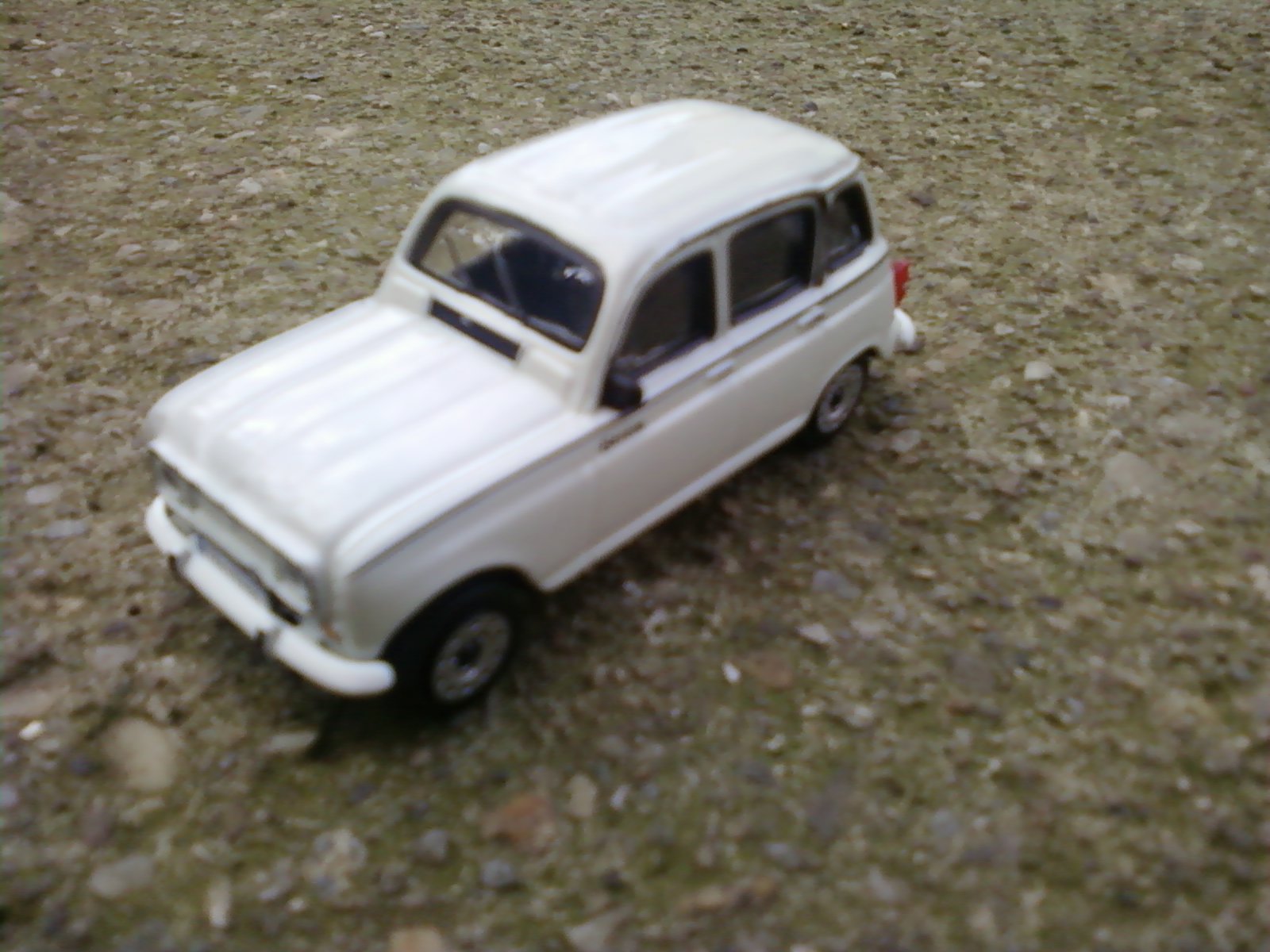R2079.jpg