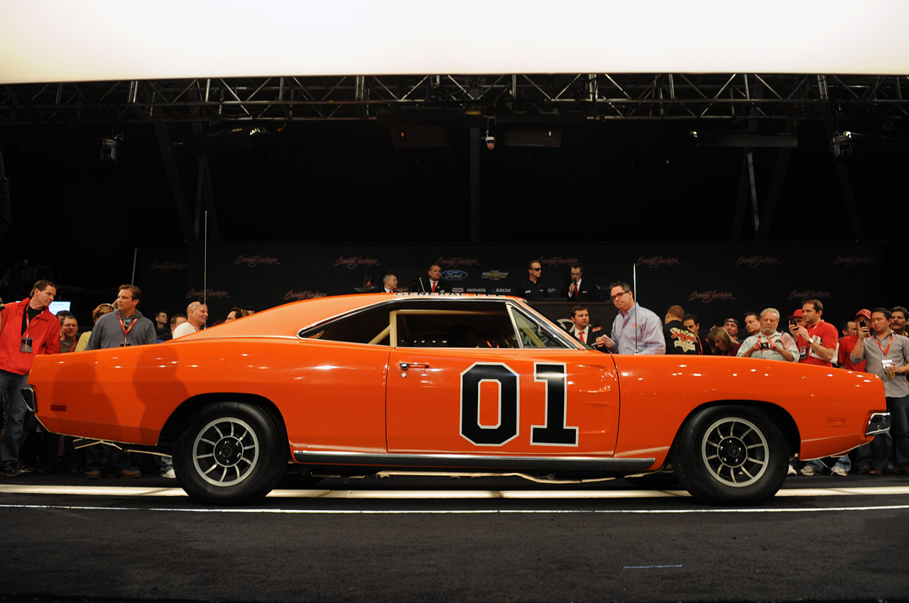 02--lee-1-dukes-of-hazzard-charger.jpg