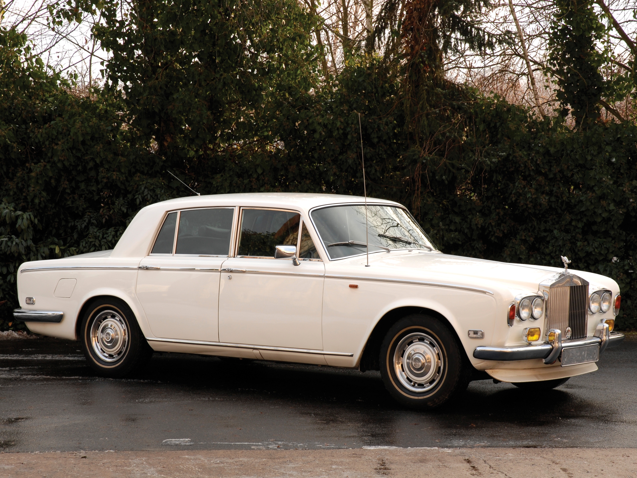 autowp.ru_rolls-royce_silver_shadow_lwb_3.jpg
