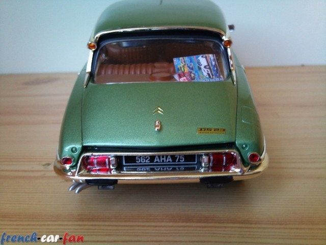 Citroen DS23 Pallas (8).jpg