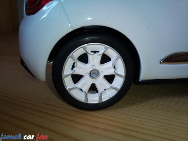 Norev 1/18 Citroen DS3 1.6 HDI FAP 16V