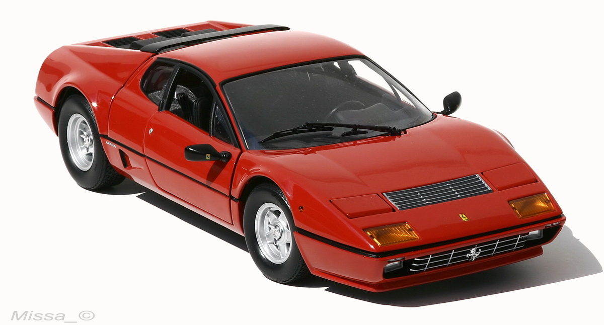 005_Kyosho_Ferrari 512BBi.jpg