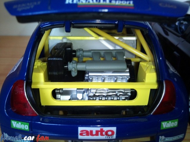 Renault Clio V6 Trophy és Renault Clio V6 (8).jpg