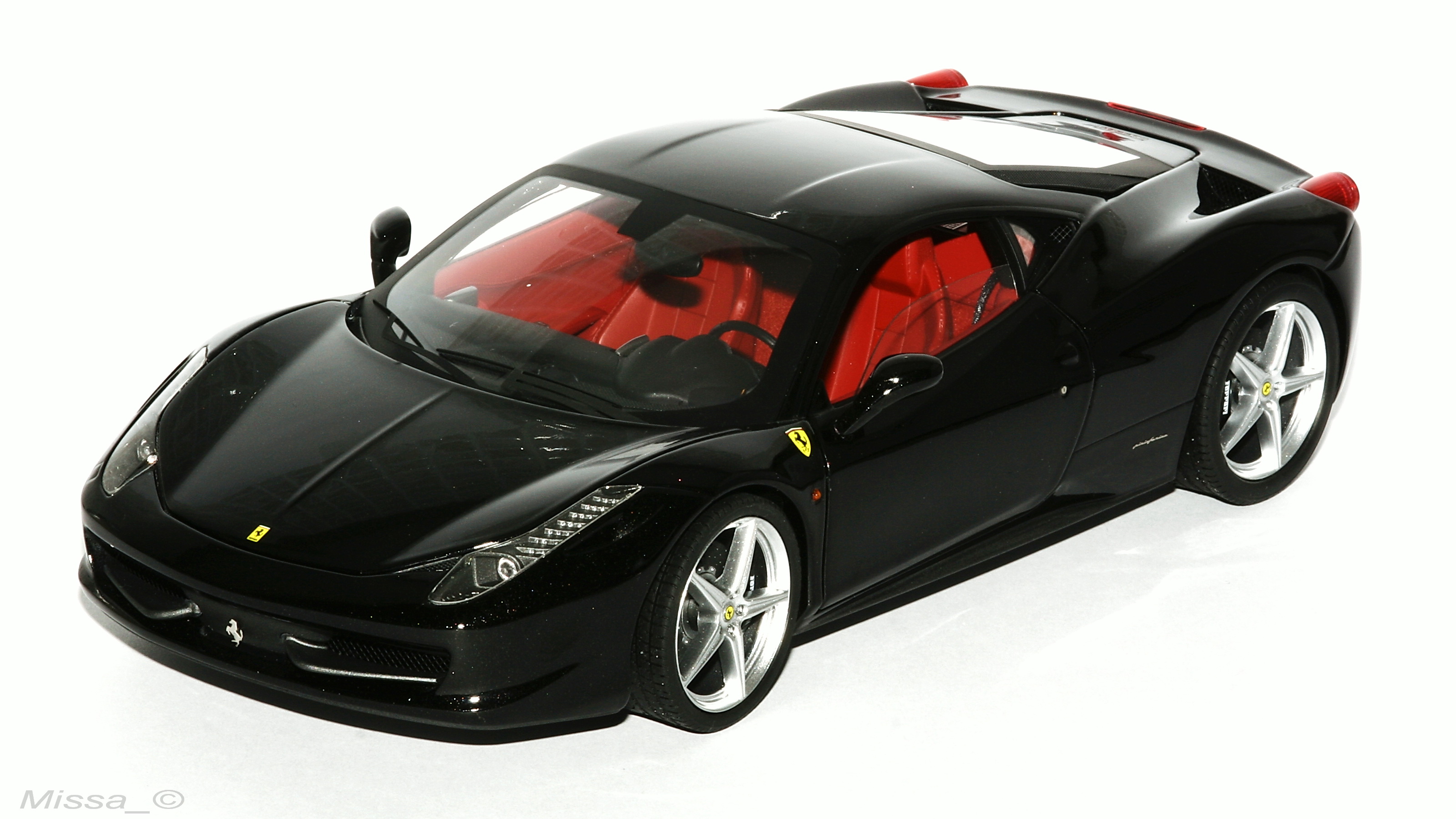 011_Elite_Ferrari 458 Italia .JPG