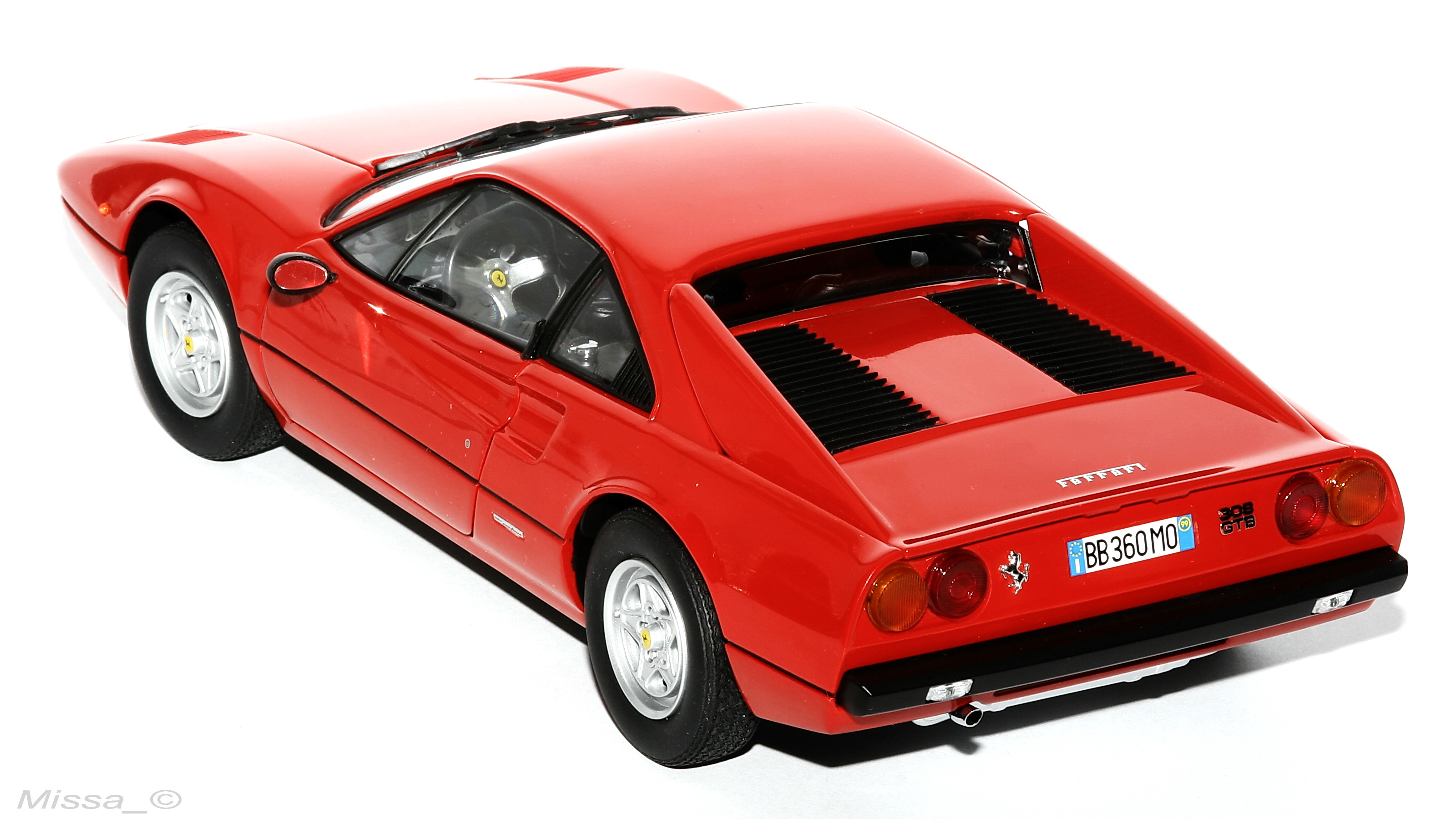 026_Kyosho_Ferrari 308 GTB.jpg