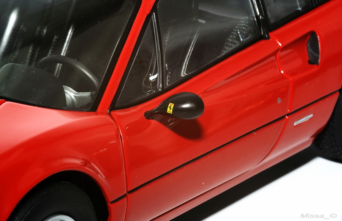 016_Kyosho_Ferrari 308 GTB.jpg