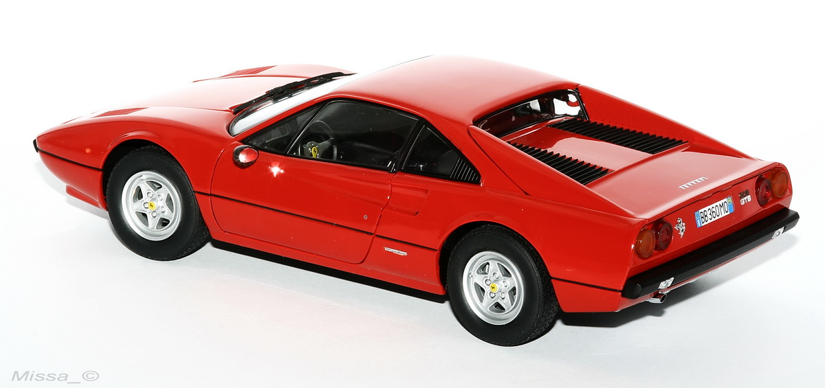 024_Kyosho_Ferrari 308 GTB.jpg