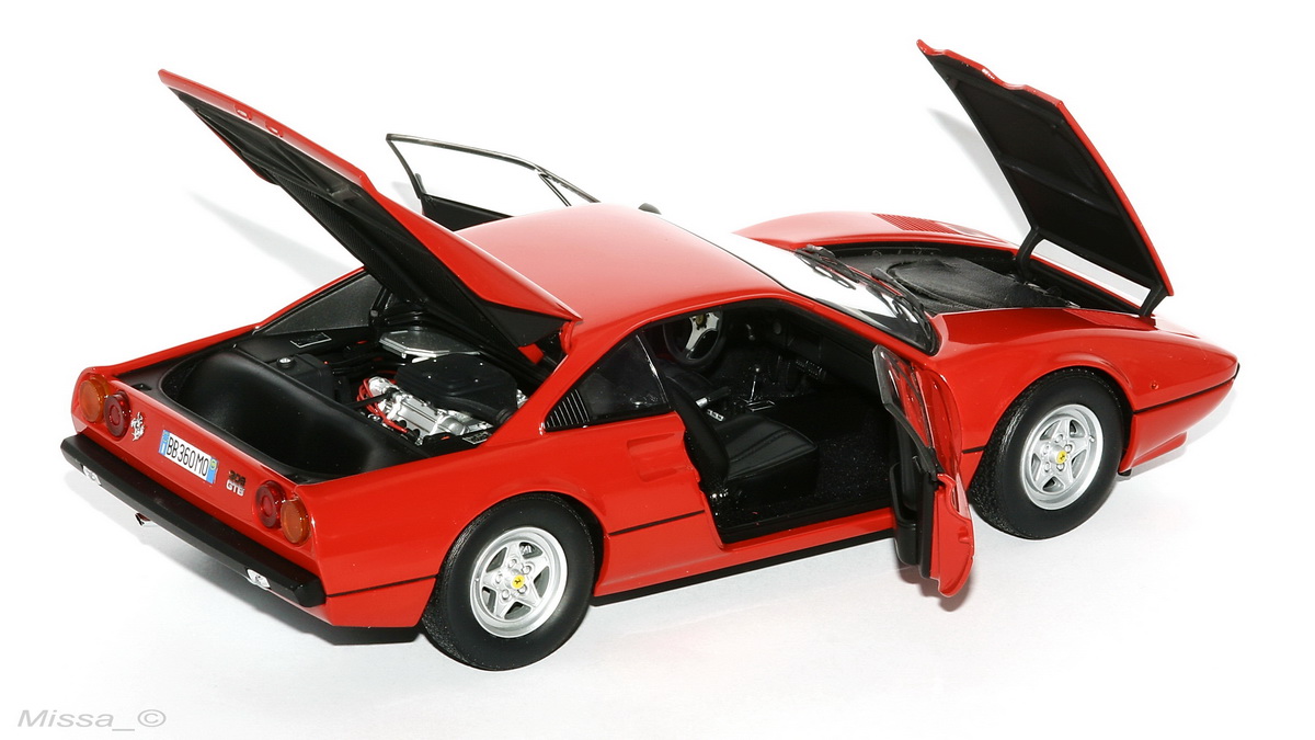 038_Kyosho_Ferrari 308 GTB.jpg