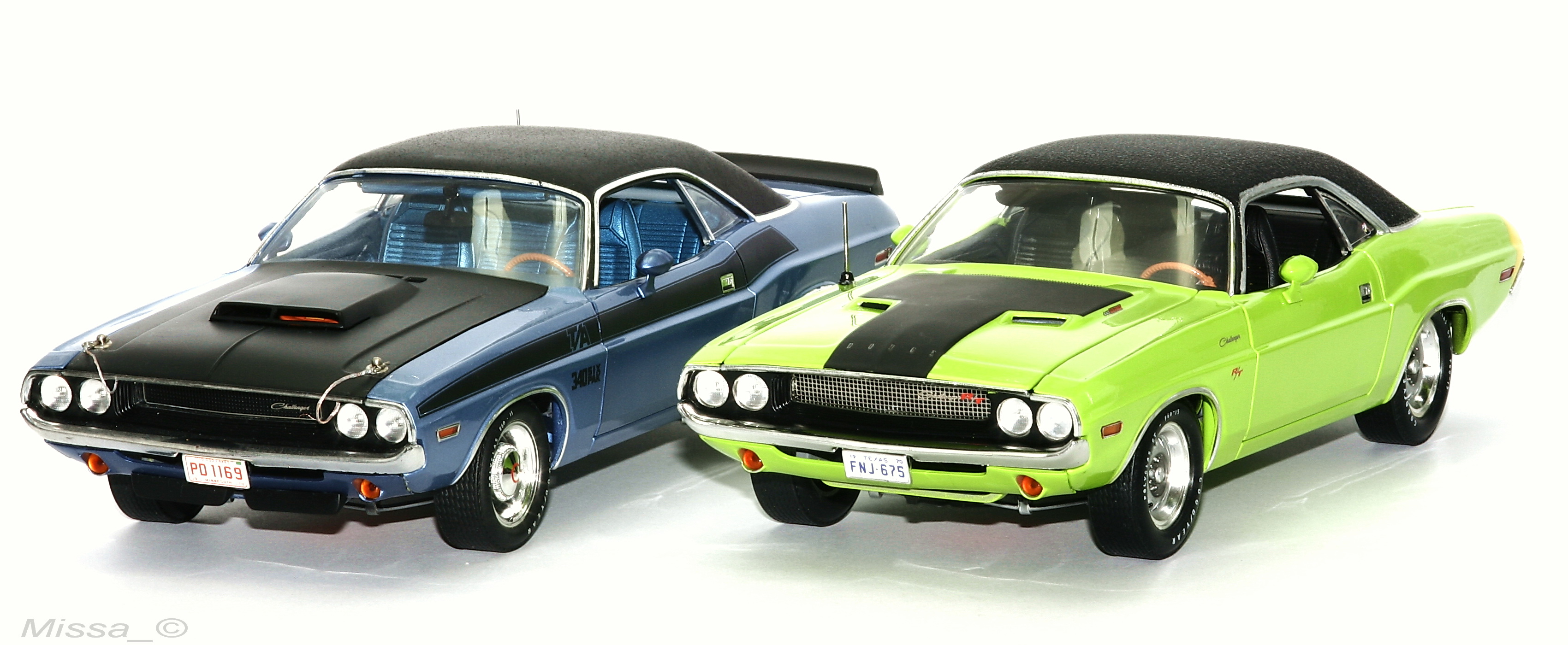 003_H61_Dodge Challenger duett.jpg