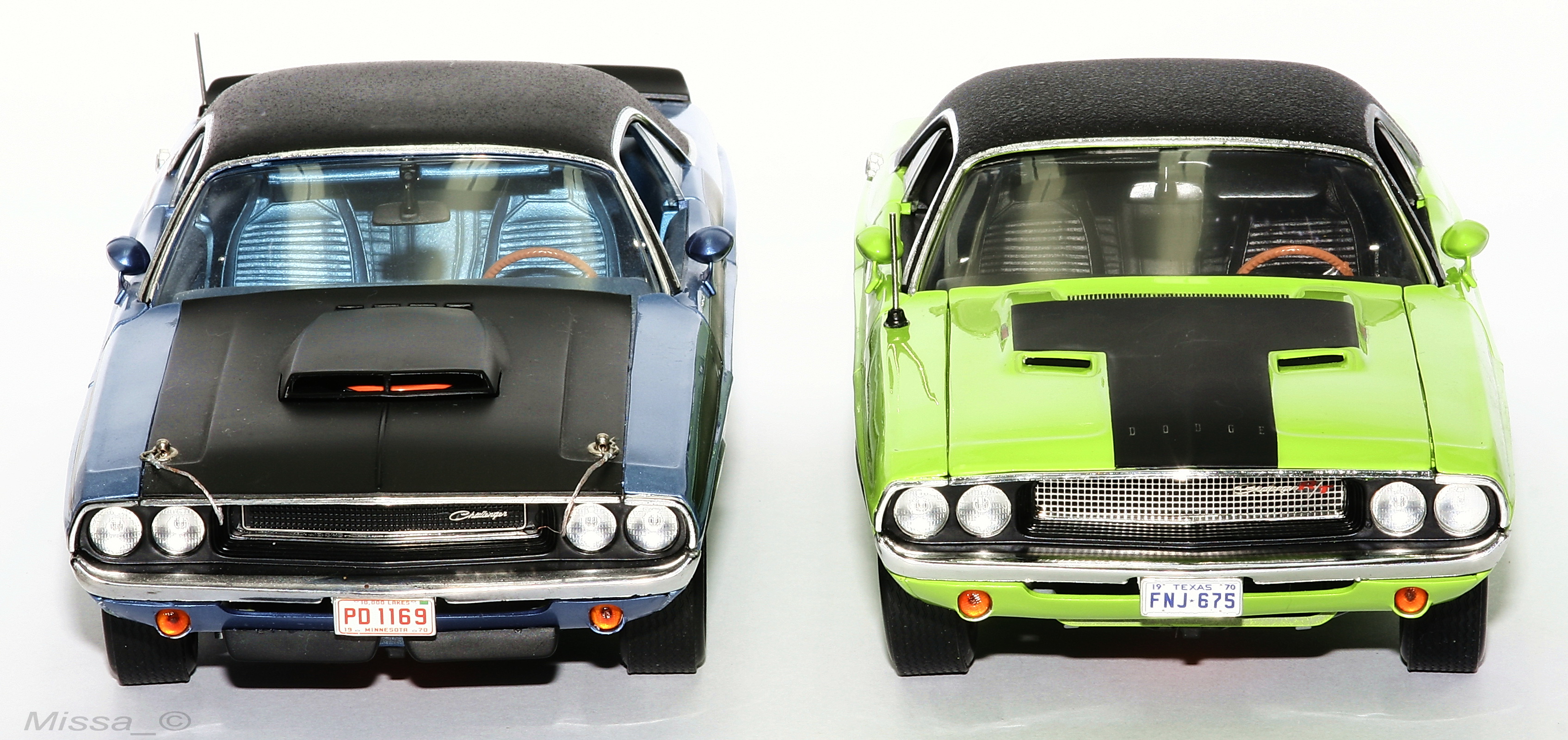 008_H61_Dodge Challenger duett.jpg