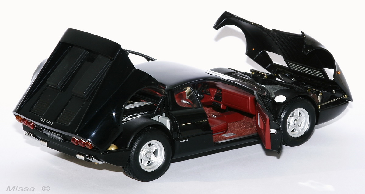 032_Kyosho_Ferrari 365 GT4_BB.JPG