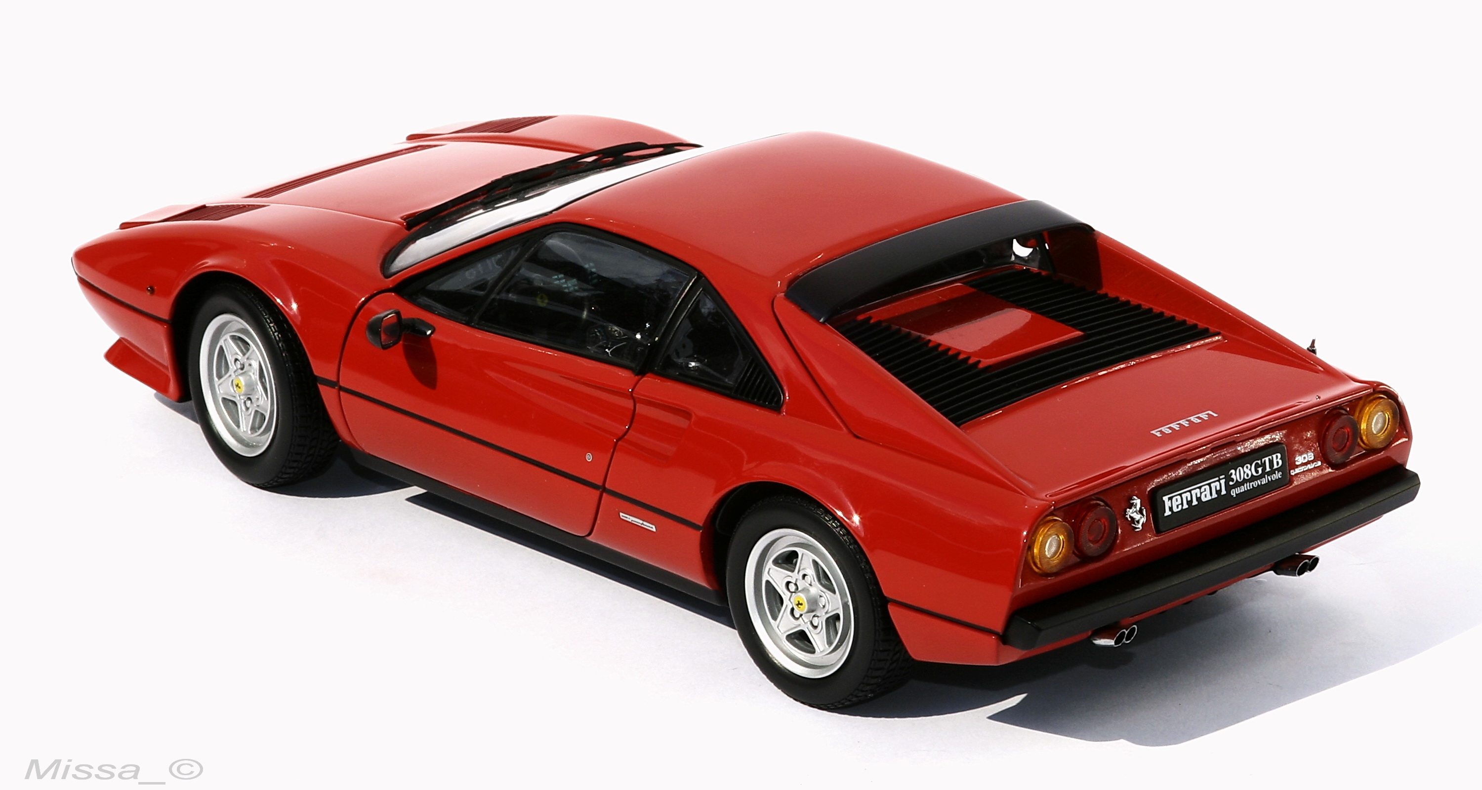 038_Kyosho_Ferrari 308 GTB QV.JPG