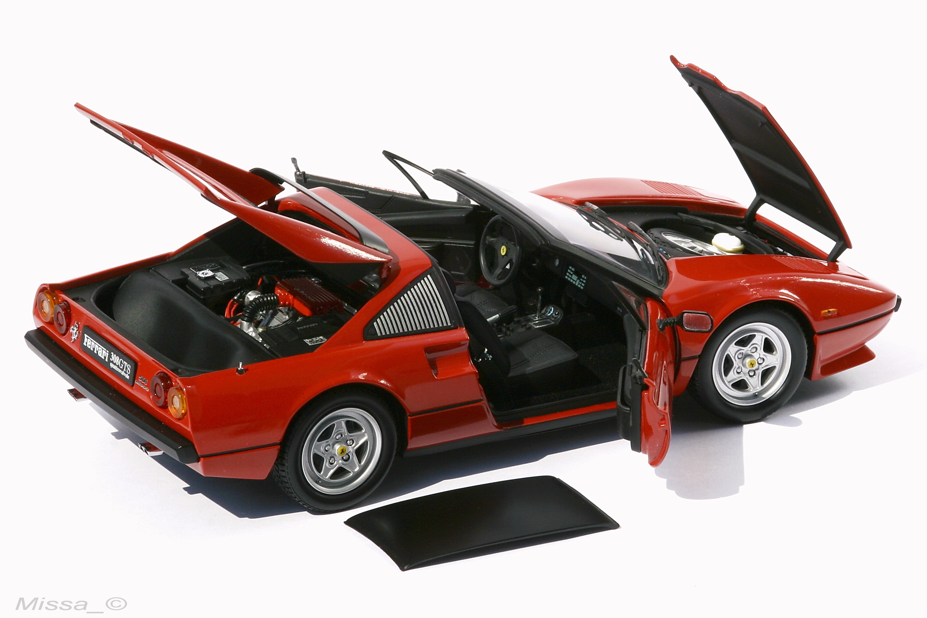 024_Kyosho_Ferrari 308 GTS QV.jpg