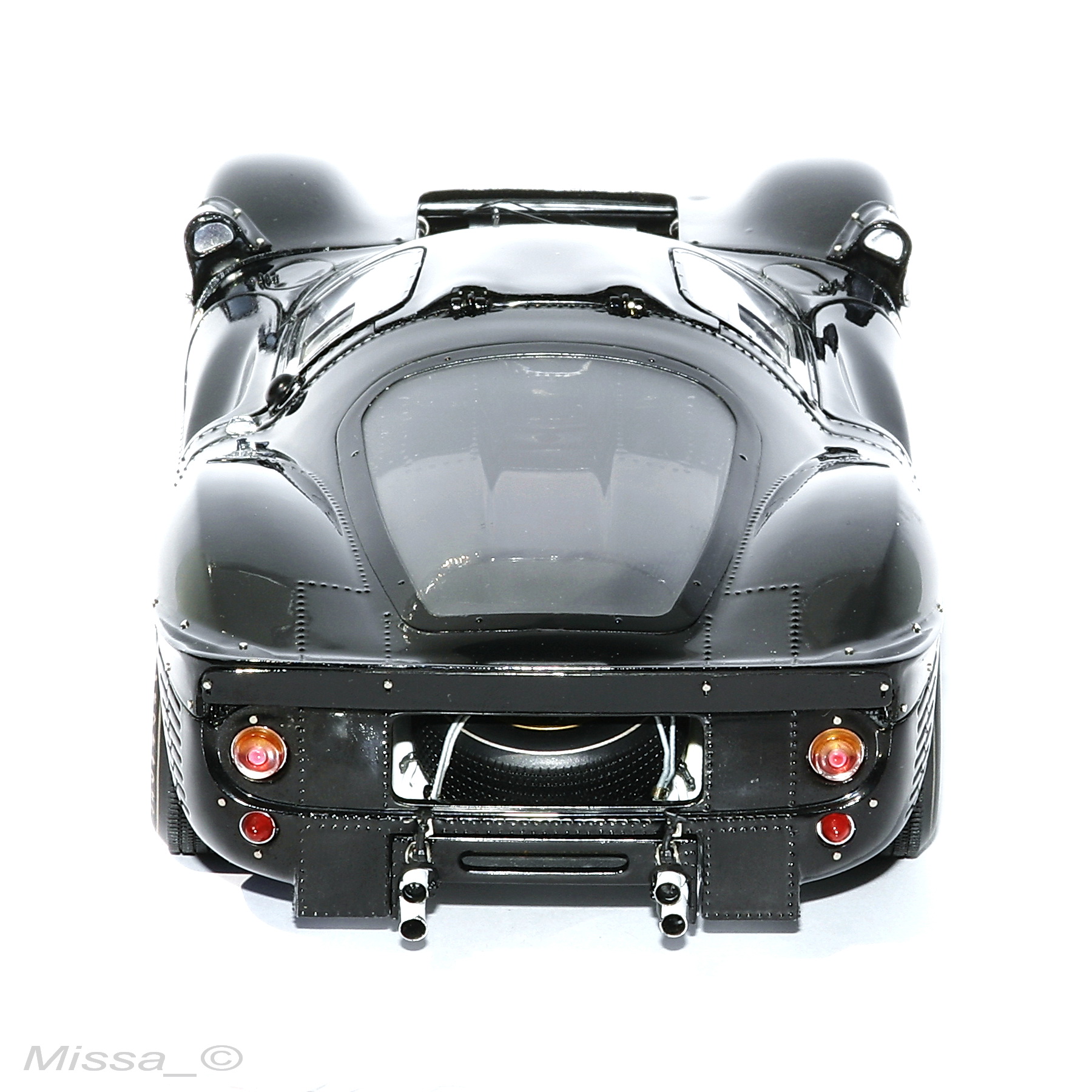 013_GMP_Ferrari 330 P4 Berlinetta.jpg