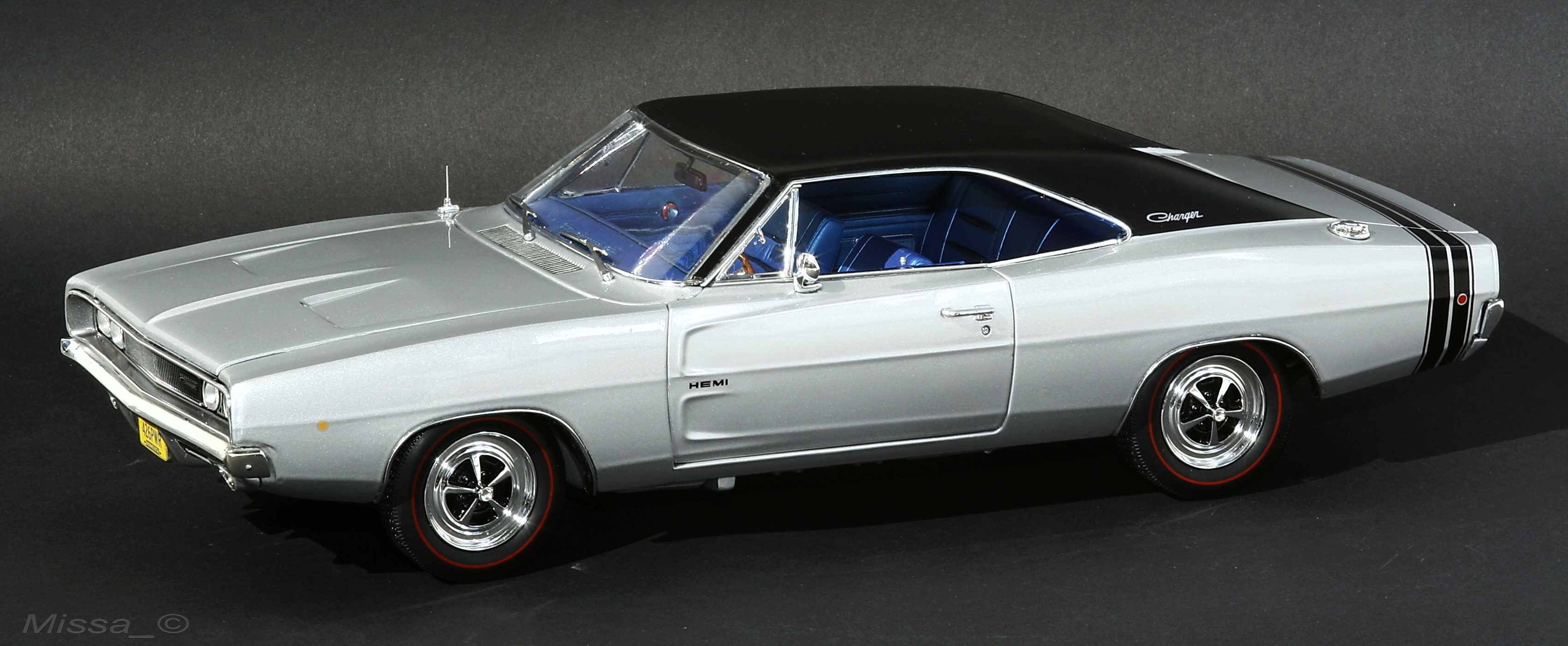 018_AW_Dodge Charger R-T 426 HEMI.JPG