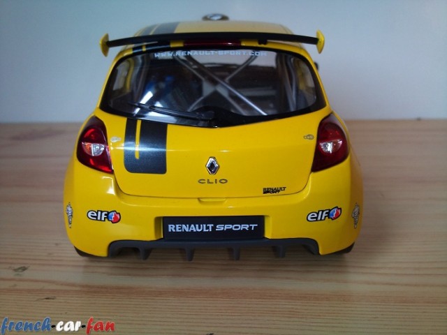 Renault Clio R.S. Cup 2009 N3 (7).jpg