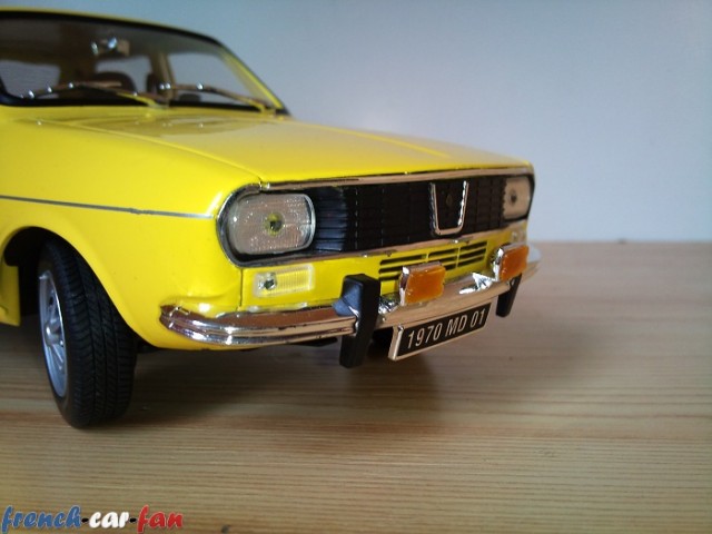 Renault R12 TS (2).jpg