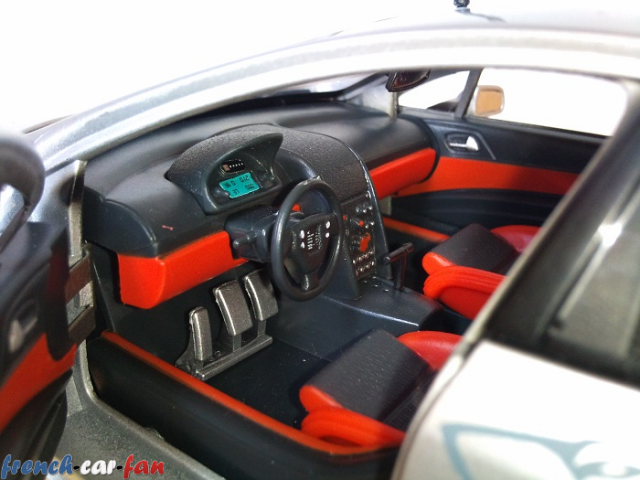 Peugeot 407 Silhoute (4).png