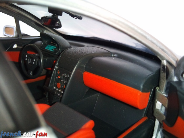 Peugeot 407 Silhoute (5).png