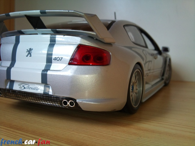 Peugeot 407 Silhoute (7).png