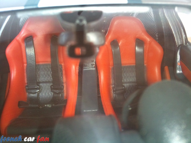 Peugeot 407 Silhoute (9).png