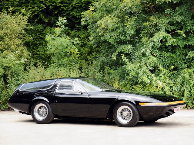 ferrari_365-gtb-4-shooting-brake-1975_r6.jpg