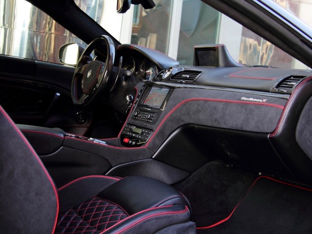 anderson_maserati-granturismo-s-superior-black-edition-2011_r2_jpg.jpg