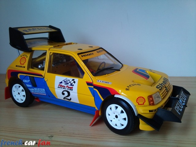 Peugeot 205 TI16 Pikes Peak (1).jpg