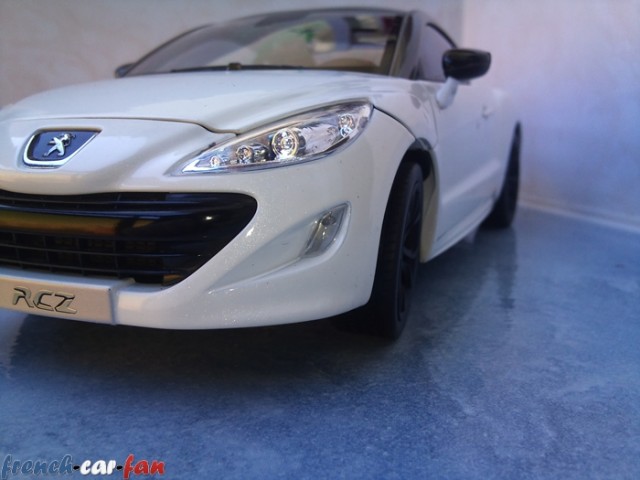 Peugeot 308 RCZ (8).jpg