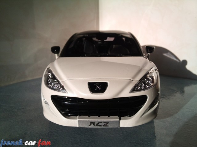 Peugeot 308 RCZ (1).jpg