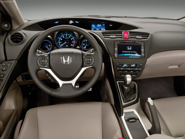 Honda-Civic_EU-Version_2012_1600x1200_wallpaper_15.jpg