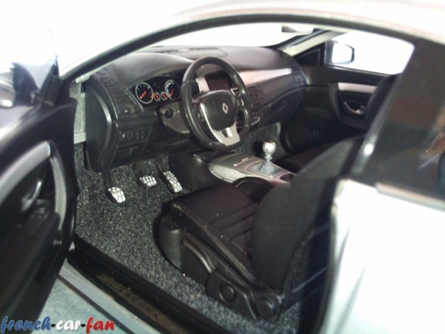 Renault Laguna Coupé 2 (5).jpg