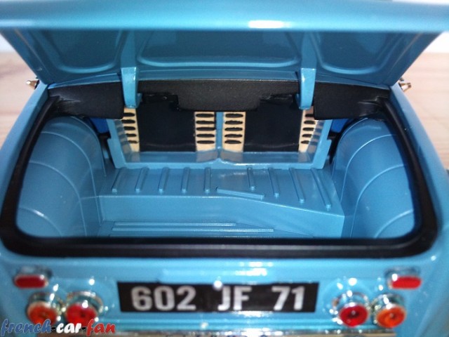 Citroen AMI6 (9).jpg