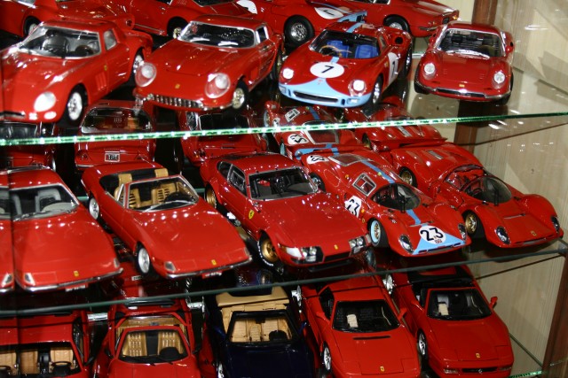 Jouef Evolution - Ferrari 330 P4 (1967)