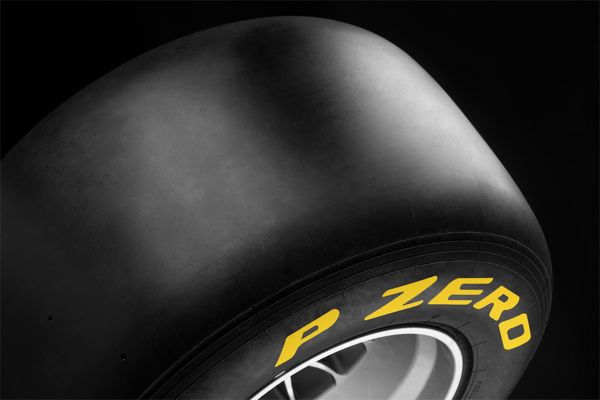 Pirelli_Formula-1_3_4_slick.jpg
