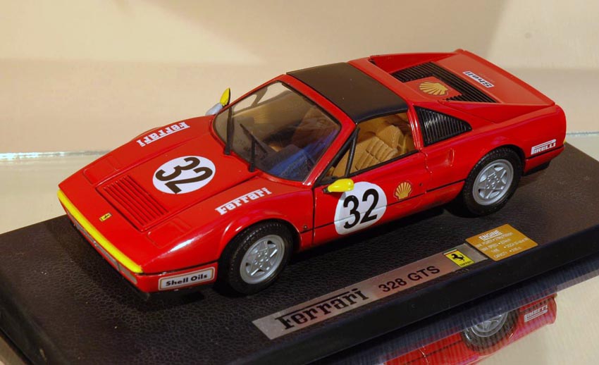 dp-Frrari328GTSClib.jpg