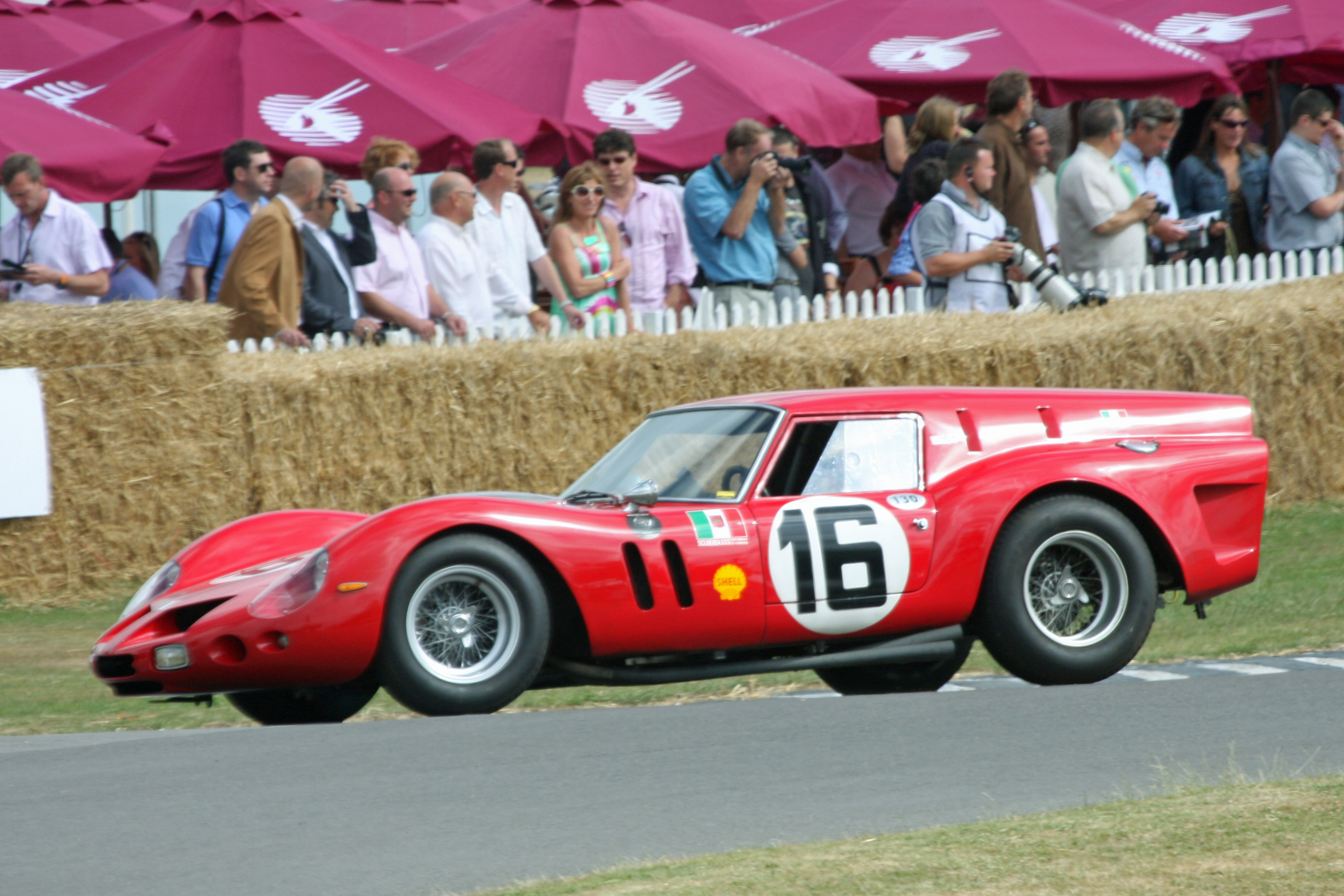 1961_Ferrari_250GT_SWB_'Breadvan'.jpg