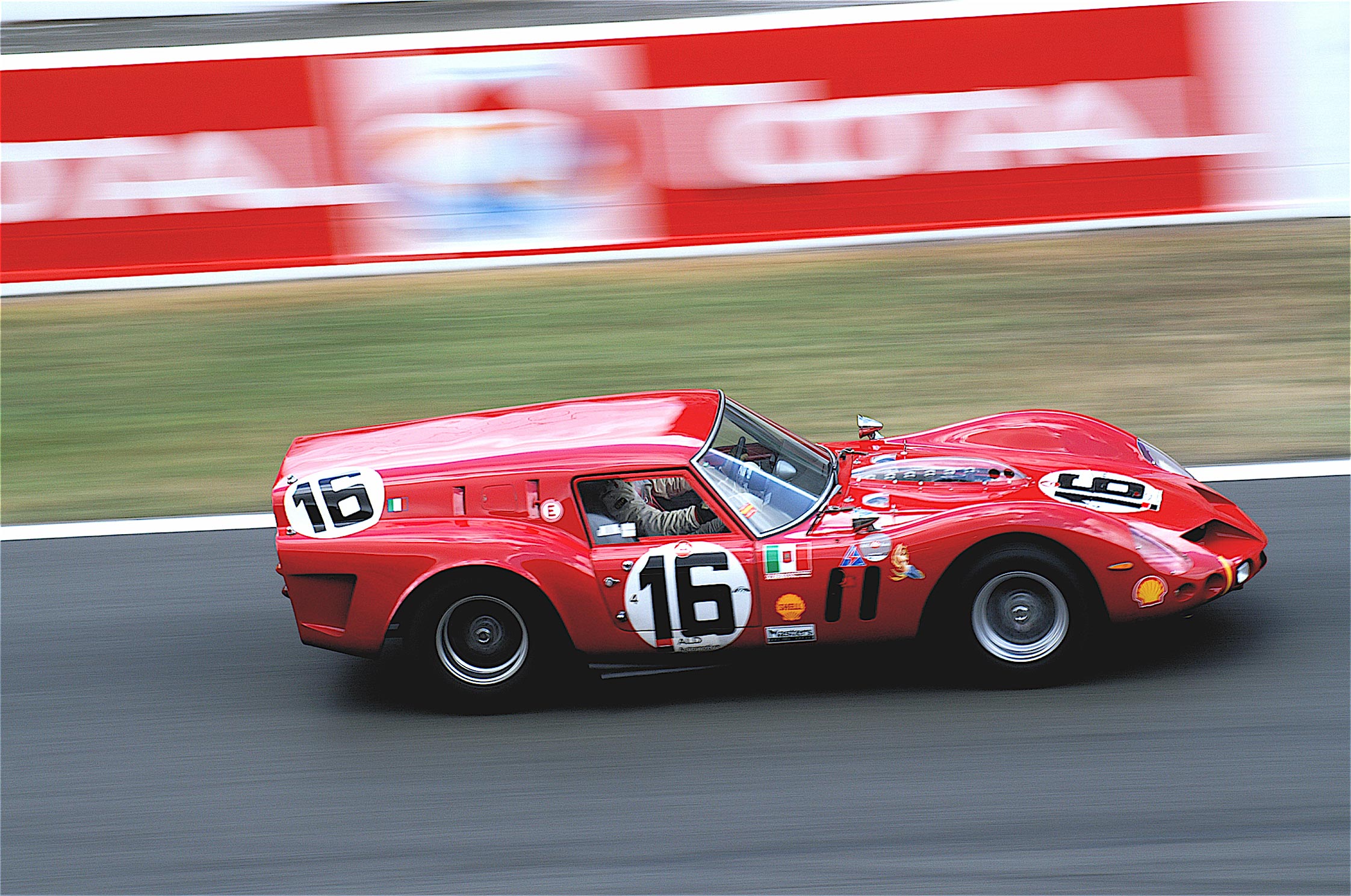 ferrari-250-gt-breadvan-48980.jpg
