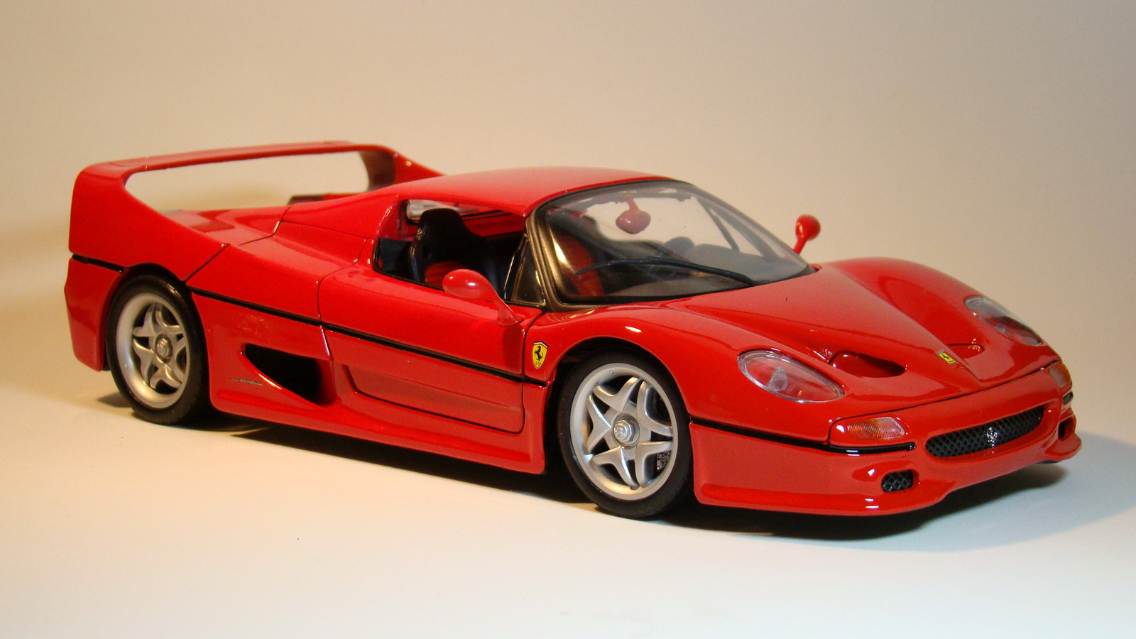 f50_1.jpg
