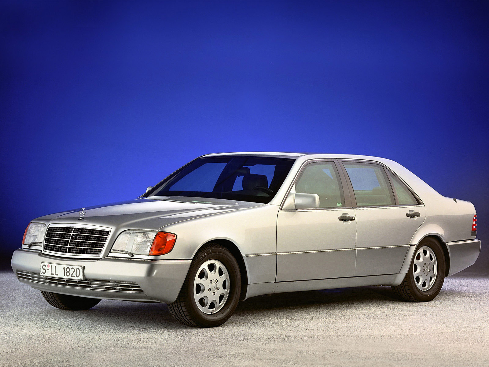 mercedes_s500-guard-w140_r2.jpg
