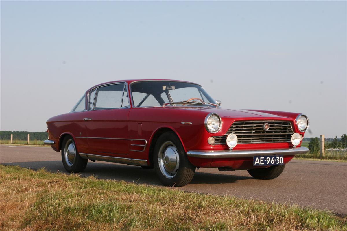 Fiat 2300S Coupe 2.jpg