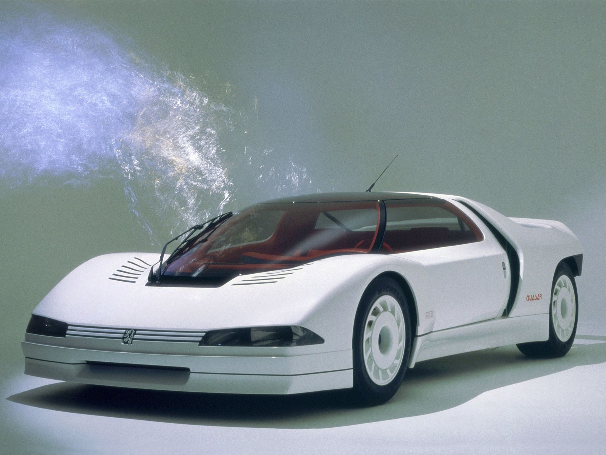 1984_Peugeot_Quasar_001.jpg