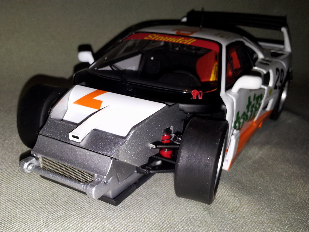 F40LM09.jpg