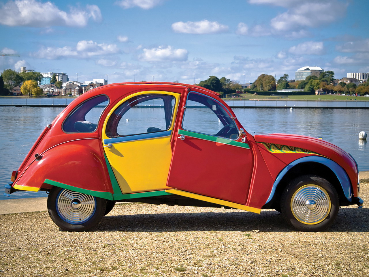 autowp.ru_citroen_2cv6_picasso_citroen_by_andy_saunders_4.jpg