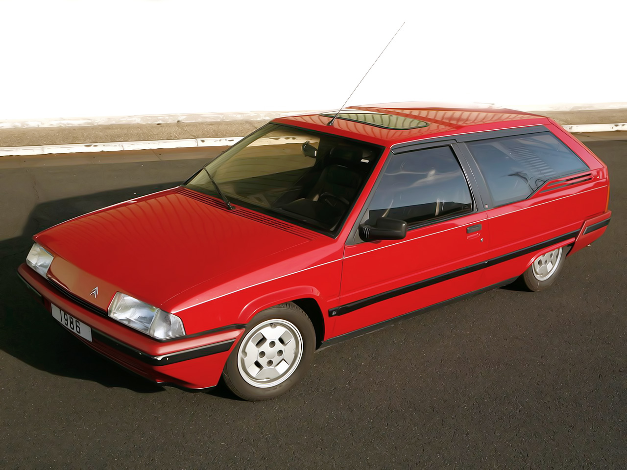 heuliez_citroen-bx-break-de-chasse-dyana-prototype-1986_r5.jpg.jpg